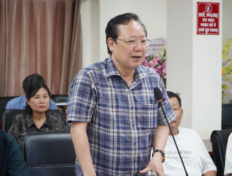 B&aacute;o X&acirc;y dựng tri &acirc;n c&aacute;c thế hệ l&agrave;m b&aacute;o nh&acirc;n 100 năm Ng&agrave;y B&aacute;o ch&iacute; C&aacute;ch mạng Việt Nam- Ảnh 5.