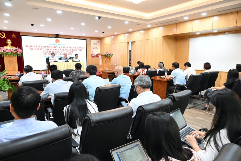Hơn 5.500 cửa h&agrave;ng đ&oacute;ng cửa đồng loạt: Bộ C&ocirc;ng thương n&oacute;i g&igrave;?- Ảnh 2.