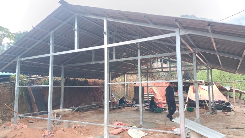 X&oacute;a nh&agrave; tạm, nh&agrave; dột n&aacute;t - Kỳ t&iacute;ch từ l&ograve;ng d&acirc;n Y&ecirc;n B&aacute;i- Ảnh 1.