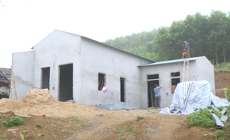 Thanh H&oacute;a: Th&uacute;c tiến độ x&acirc;y dựng hơn 2.000 căn nh&agrave; cho hộ ngh&egrave;o, ch&iacute;nh s&aacute;ch- Ảnh 1.