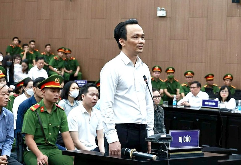 Trịnh Văn Quyết v&agrave; 2 em g&aacute;i khắc phục to&agrave;n bộ thiệt hại gần 2.500 tỷ đồng- Ảnh 1.