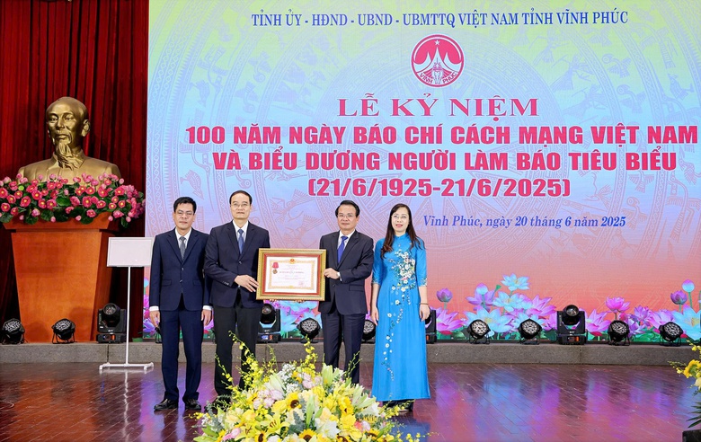 B&aacute;o X&acirc;y dựng đoạt Giải b&aacute;o ch&iacute; Nguyễn Lương Bằng tỉnh Hải Dương lần thứ VI- Ảnh 6.
