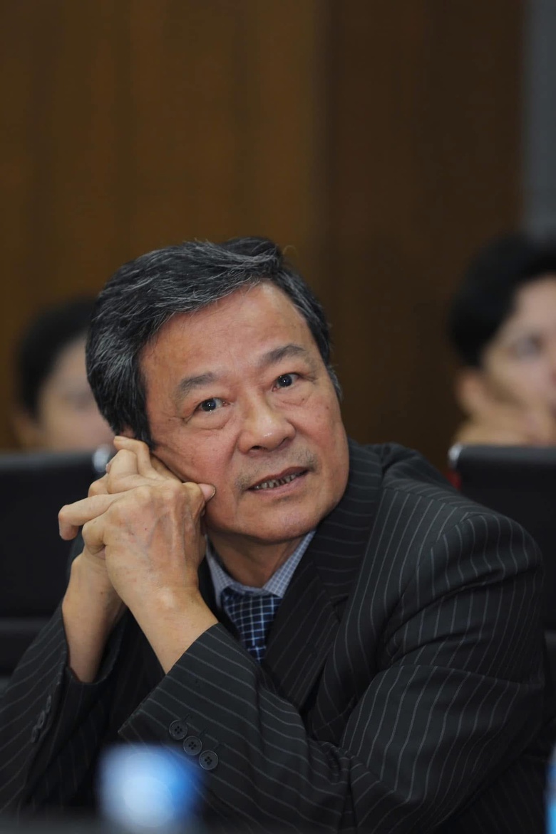 Đừng để mạng xã hội là nơi tin giả thắng thế, báo chí mờ nhạt- Ảnh 1. Đừng để mạng xã hội là nơi tin giả thắng thế, báo chí mờ nhạt- Ảnh 1.