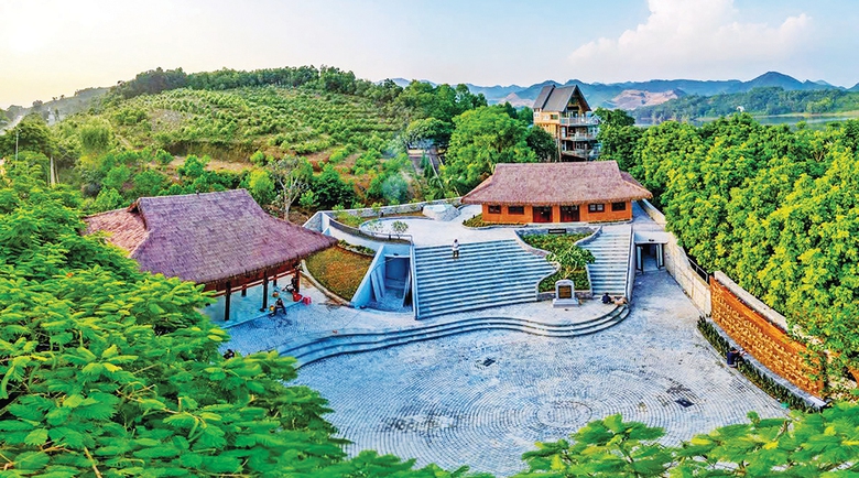 Về trường dạy làm báo đầu tiên giữa núi rừng ATK- Ảnh 1. Về trường dạy làm báo đầu tiên giữa núi rừng ATK- Ảnh 1.