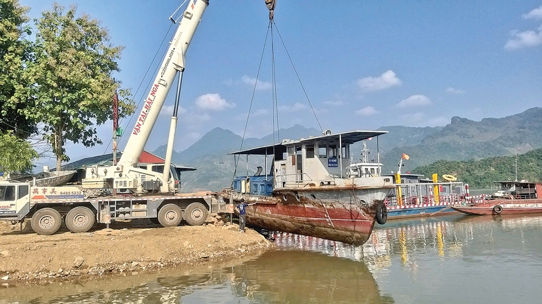 Những người &ldquo;g&aacute;c cổng&rdquo; s&ocirc;ng nước- Ảnh 2.