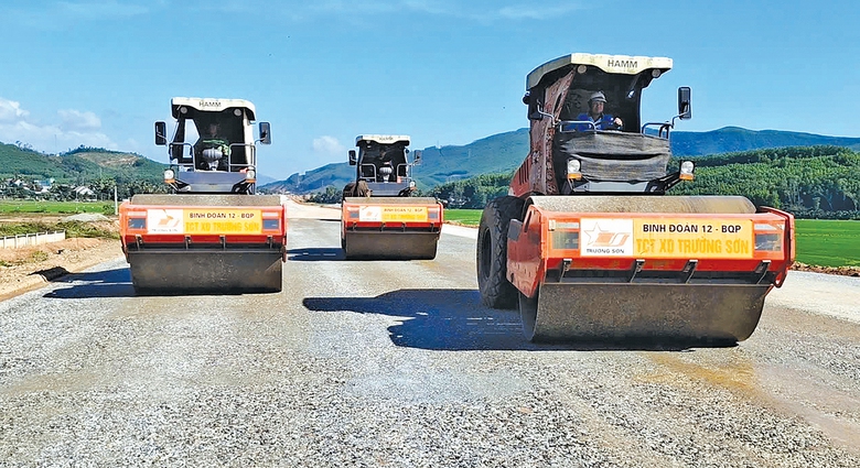 G&aacute;c t&igrave;nh ri&ecirc;ng, dồn sức l&agrave;m cao tốc- Ảnh 1.