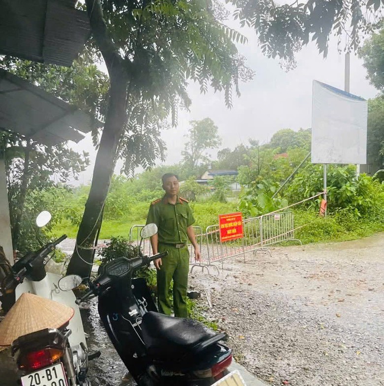 Th&aacute;i Nguy&ecirc;n: Mưa lớn k&eacute;o d&agrave;i g&acirc;y ngập s&acirc;u nhiều nơi, giao th&ocirc;ng t&ecirc; liệt- Ảnh 3.