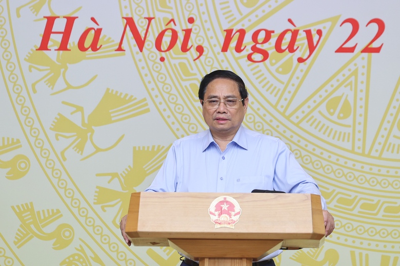 Thủ tướng: Đẩy nhanh thủ tục đầu tư v&agrave; khởi c&ocirc;ng c&aacute;c dự &aacute;n giao th&ocirc;ng trọng điểm- Ảnh 1.