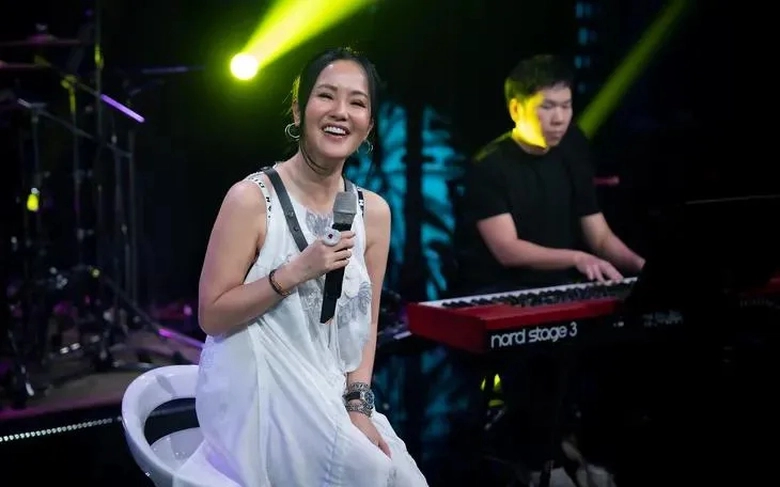 Sau 10 ngày mổ ung thư, Hồng Nhung khóc vì không thể hát nốt cao- Ảnh 2.