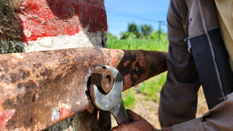 C&aacute;ch l&agrave;m hay trong xo&aacute; lối đi tự mở qua đường sắt ở Quảng Ng&atilde;i- Ảnh 7.