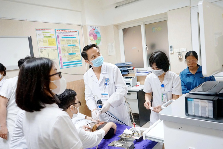 Cẩn trọng với căn bệnh nguy hiểm dễ bị chẩn đo&aacute;n nhầm th&agrave;nh vi&ecirc;m tai- Ảnh 1.