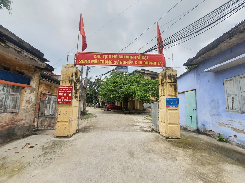 Hải Dương: Khu tập thể Nh&agrave; m&aacute;y Bơm xuống cấp, h&agrave;ng trăm hộ d&acirc;n sống trong bất an- Ảnh 4.