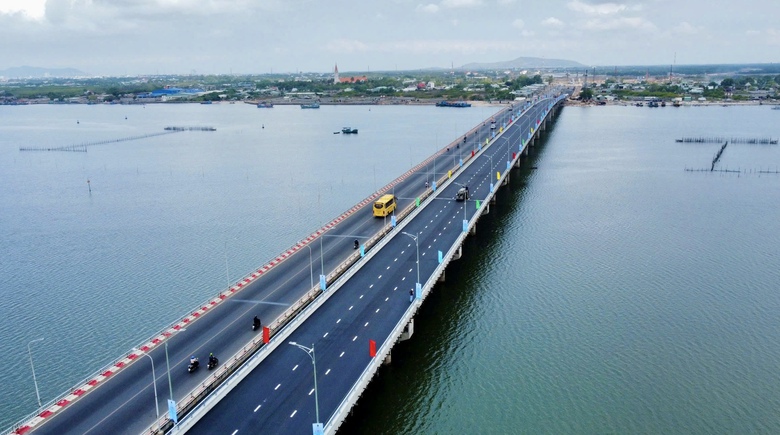 Bà Rịa - Vũng Tàu: Từ cú hích hạ tầng mở đường cho đô thị và du lịch cất cánh- Ảnh 10. Bà Rịa - Vũng Tàu: Từ cú hích hạ tầng mở đường cho đô thị và du lịch cất cánh- Ảnh 10.