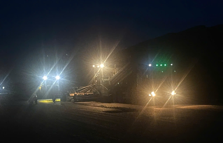 Huy động hơn 3.000 nhân lực, 1.100 máy móc, đẩy tiến độ cao tốc Quảng Ngãi - Hoài Nhơn- Ảnh 4. Huy động hơn 3.000 nhân lực, 1.100 máy móc, đẩy tiến độ cao tốc Quảng Ngãi - Hoài Nhơn- Ảnh 4.