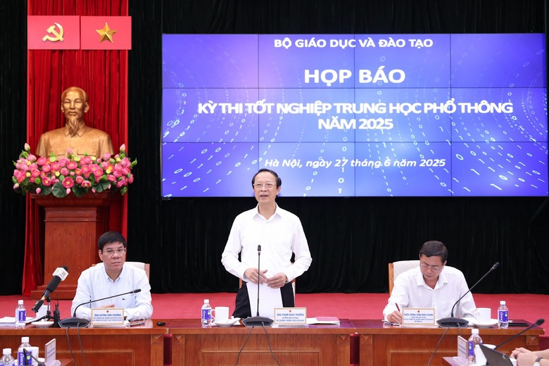 Bộ GD&ĐT: Thi THPT 2025 diễn ra an to&agrave;n, nghi&ecirc;m t&uacute;c- Ảnh 1.