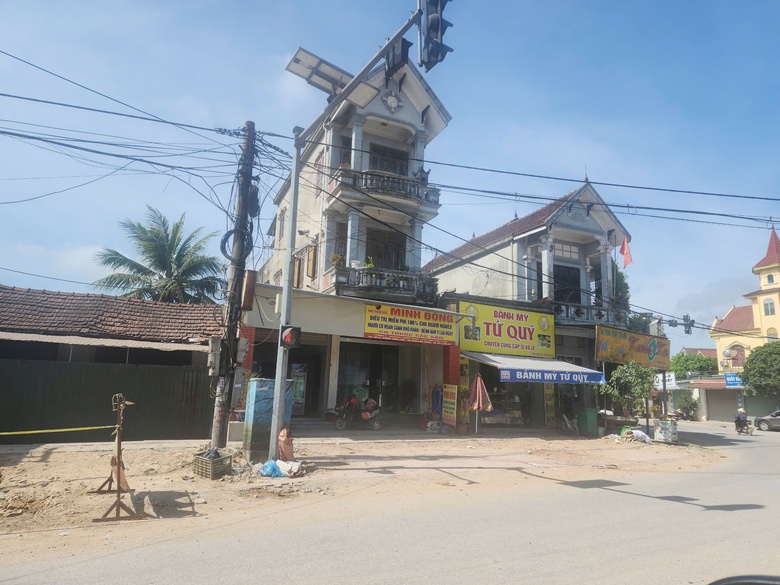 Nhiều vướng mắc khiến dự &aacute;n cải tạo n&acirc;ng cấp quốc lộ 8C qua H&agrave; Tĩnh chậm tiến độ- Ảnh 2.