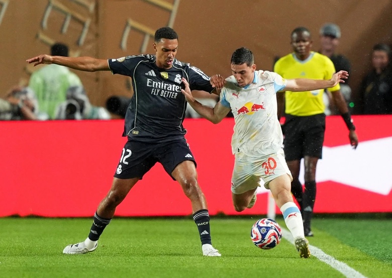 FIFA Club World Cup: Thắng Salzburg, Real Madrid gi&agrave;nh v&eacute; đi tiếp- Ảnh 1.