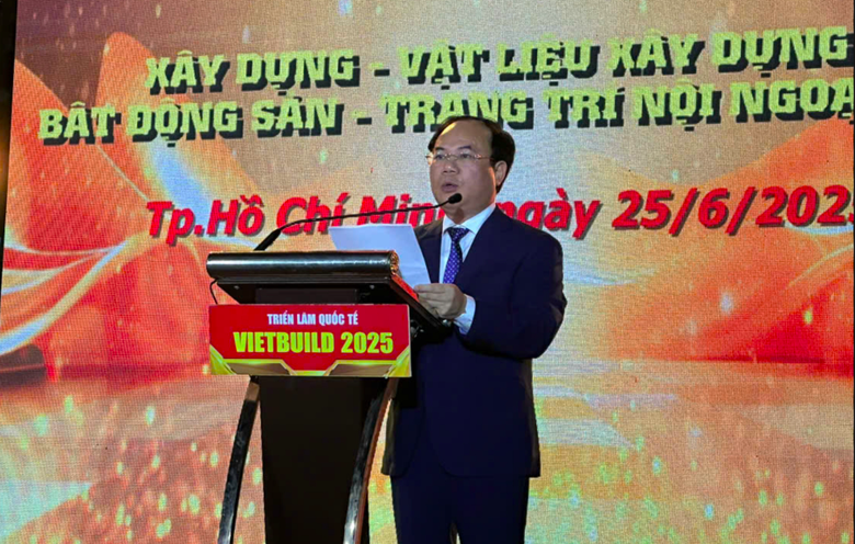 Vietbuild 2025 showcases innovation, green products and global cooperation- Ảnh 1.