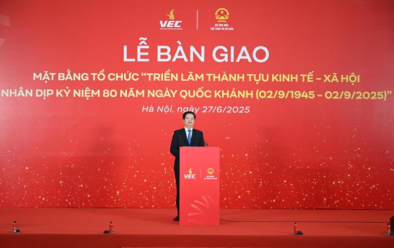 B&agrave;n giao mặt bằng cho Triển l&atilde;m th&agrave;nh tựu kinh tế - x&atilde; hội kỷ niệm 80 năm ng&agrave;y Quốc kh&aacute;nh- Ảnh 2.