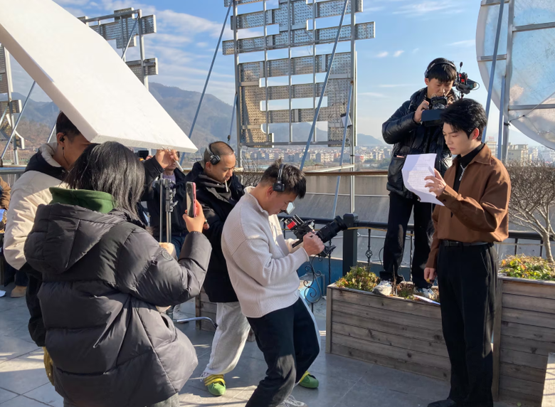 Trung Quốc "hốt bạc" nhờ phim siêu ngắn chiếu mạng- Ảnh 4. Trung Quốc "hốt bạc" nhờ phim siêu ngắn chiếu mạng- Ảnh 4.