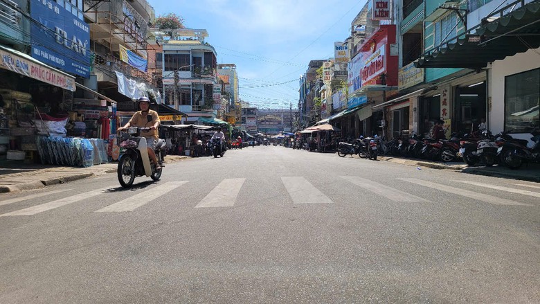 Cấp x&atilde; ở Quảng Ng&atilde;i đ&aacute;nh số, gắn biển số nh&agrave; - Ảnh 2.