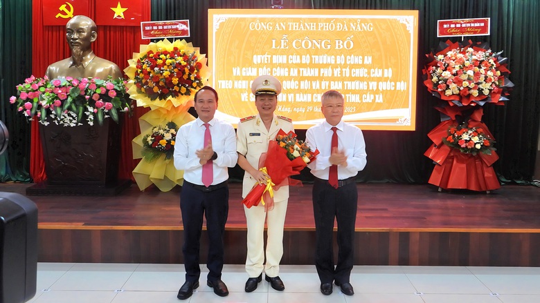 Thiếu tướng Nguyễn Hữu Hợp l&agrave;m Gi&aacute;m đốc C&ocirc;ng an Đ&agrave; Nẵng- Ảnh 1.