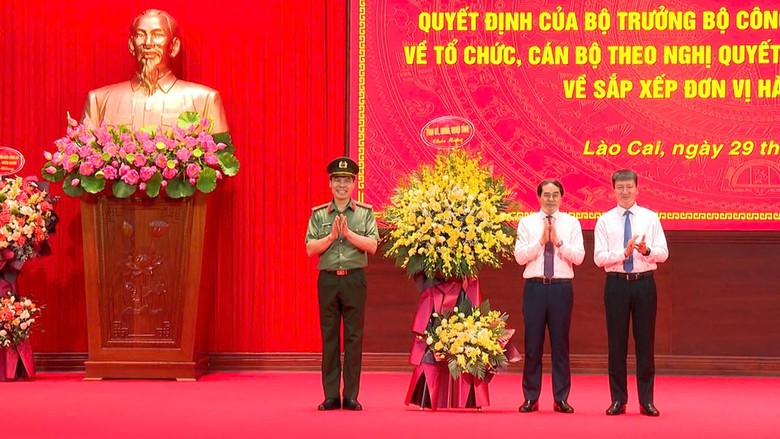 Đại t&aacute; Cao Minh Huyền giữ chức Gi&aacute;m đốc C&ocirc;ng an tỉnh L&agrave;o Cai sau s&aacute;p nhập- Ảnh 1.