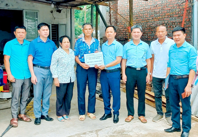 Vĩnh Ph&uacute;c quan t&acirc;m x&acirc;y dựng nh&agrave; ở cho người c&oacute; c&ocirc;ng- Ảnh 1.