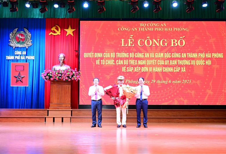C&ocirc;ng an TP Hải Ph&ograve;ng mới c&oacute; 29 ph&ograve;ng nghiệp vụ, 114 c&ocirc;ng an x&atilde;, phường, đặc khu- Ảnh 1.