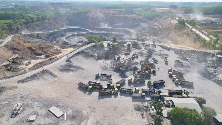 Đồng Nai li&ecirc;n tục ph&acirc;n bổ đất, đ&aacute; cho dự &aacute;n cao tốc v&agrave; s&acirc;n bay Long Th&agrave;nh- Ảnh 1.