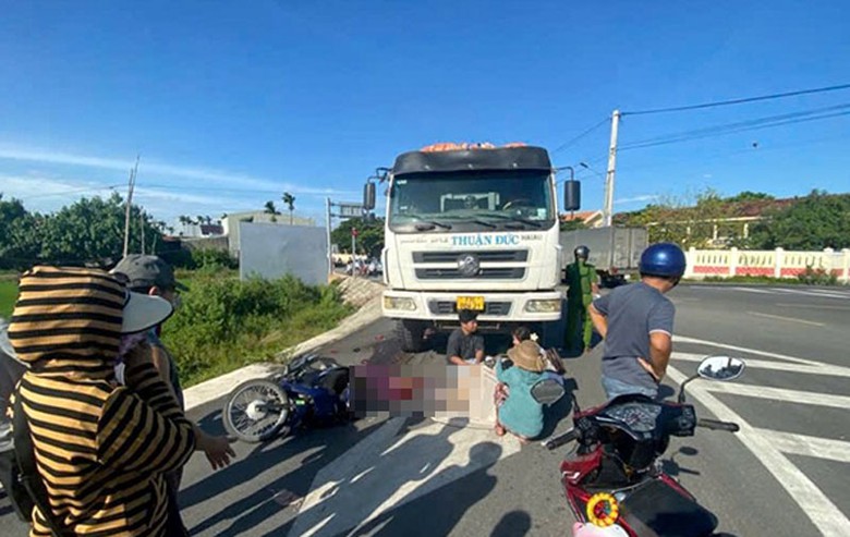 Hiện trường vụ tai nạn khiến bà Th thiệt mạng- Ảnh T.Đ. Hiện trường vụ tai nạn khiến bà Th thiệt mạng- Ảnh T.Đ.