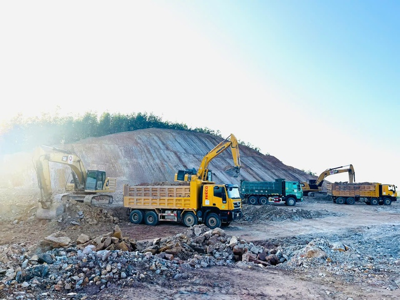 Xem x&eacute;t mở rộng danh mục dự &aacute;n giao th&ocirc;ng &aacute;p dụng cơ chế đặc th&ugrave; về mỏ vật liệu- Ảnh 1.