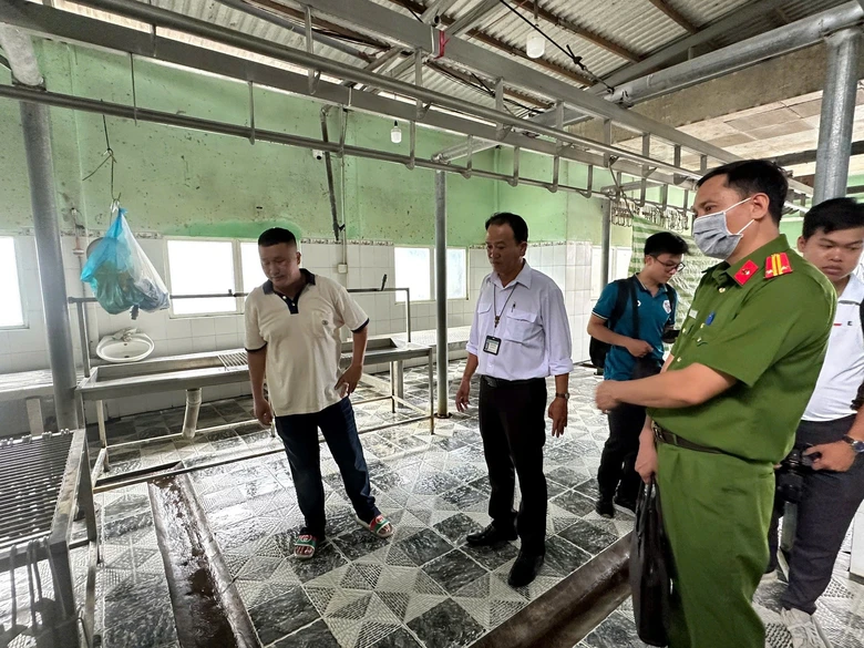 Khi ph&aacute;t hiện lợn bệnh, phải ti&ecirc;u hủy thế n&agrave;o?- Ảnh 1.