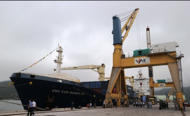 Chi lớn h&uacute;t t&agrave;u mở tuyến, h&agrave;ng container qua cảng biển Thanh Ho&aacute; tăng trưởng thế n&agrave;o?- Ảnh 1.