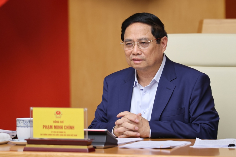 Thủ tướng: B&aacute;m s&aacute;t mục ti&ecirc;u tăng trưởng 2 con số, tiếp tục triển khai 3 đột ph&aacute; chiến lược- Ảnh 1.