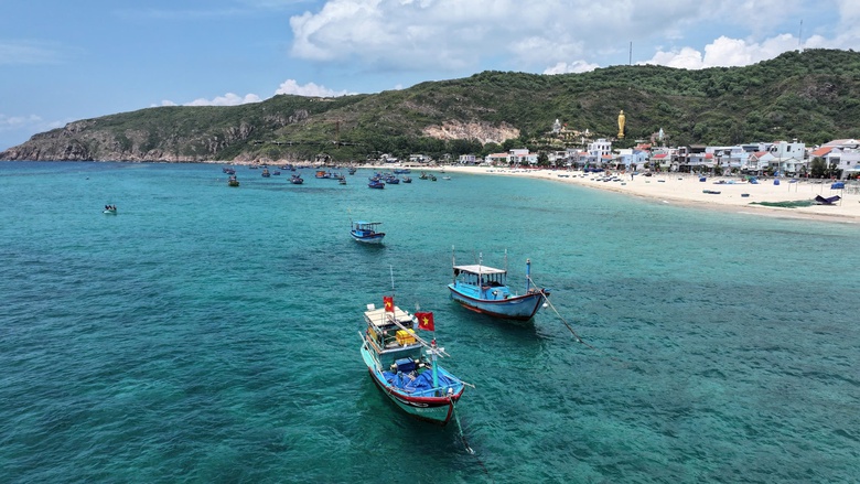 Bình Định phân luồng 3 tuyến thủy nội địa, siết chặt an toàn giao thông du lịch biển- Ảnh 1. Bình Định phân luồng 3 tuyến thủy nội địa, siết chặt an toàn giao thông du lịch biển- Ảnh 1.