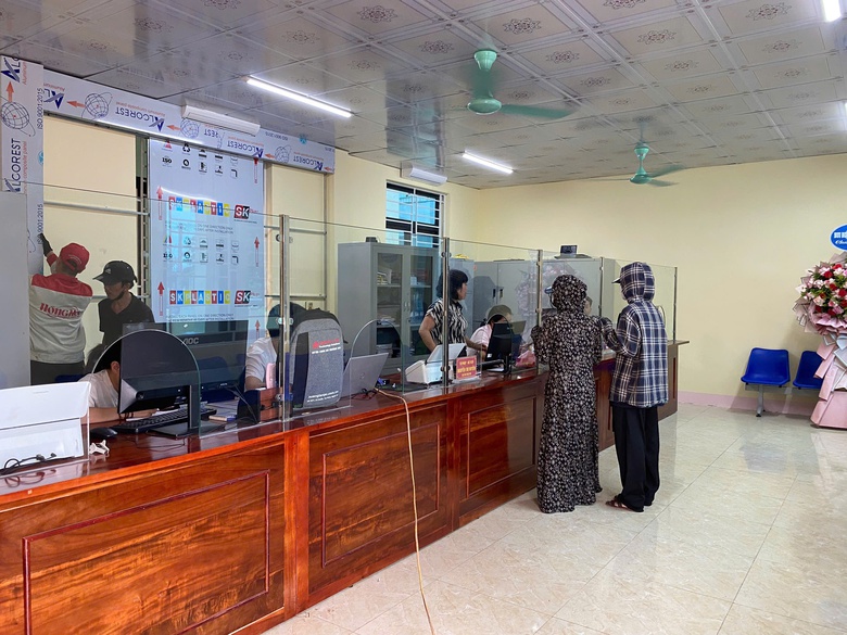 Nghệ An: Kh&ocirc;ng để trung t&acirc;m phục vụ h&agrave;nh ch&iacute;nh c&ocirc;ng cấp x&atilde; gi&aacute;n đoạn một giờ- Ảnh 4.