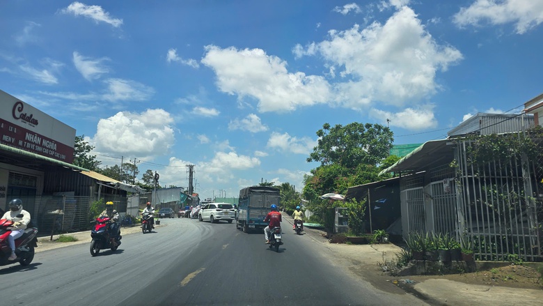 Cần Thơ bắt đầu ph&acirc;n luồng giao th&ocirc;ng qua cầu tạm &Ocirc; M&ocirc;n- Ảnh 3.