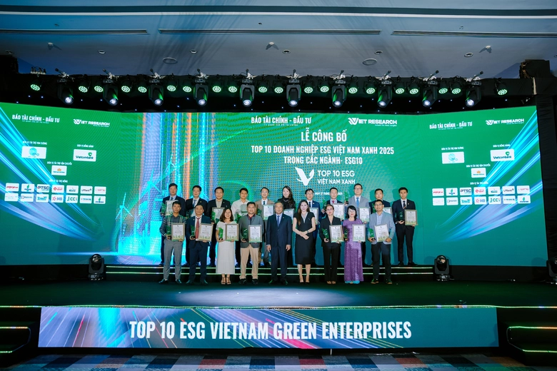 CC1 giành chiến thắng kép tại Diễn đàn Innovation and ESG Summit 2025- Ảnh 1. CC1 giành chiến thắng kép tại Diễn đàn Innovation and ESG Summit 2025- Ảnh 1.
