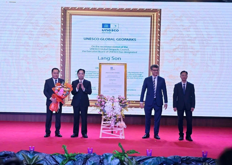 Lạng Sơn làm gì sau khi được công nhận Công viên địa chất toàn cầu?- Ảnh 2. Lạng Sơn làm gì sau khi được công nhận Công viên địa chất toàn cầu?- Ảnh 2.