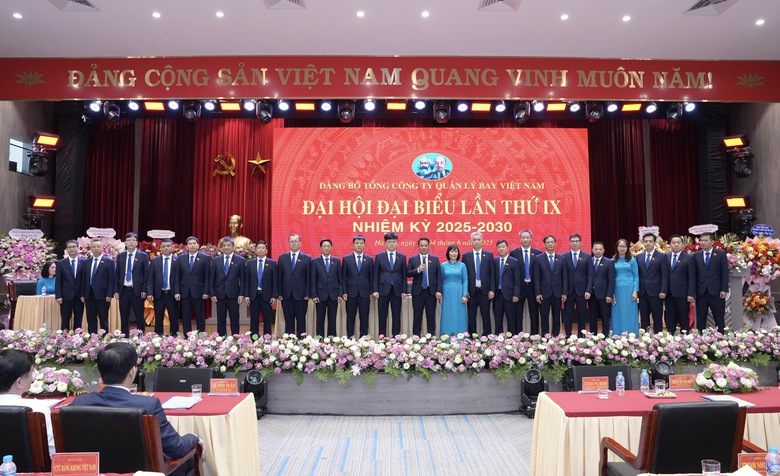 Thứ trưởng L&ecirc; Anh Tuấn: Đảm bảo tuyệt đối an to&agrave;n bay l&agrave; nhiệm vụ ch&iacute;nh trị h&agrave;ng đầu- Ảnh 4.