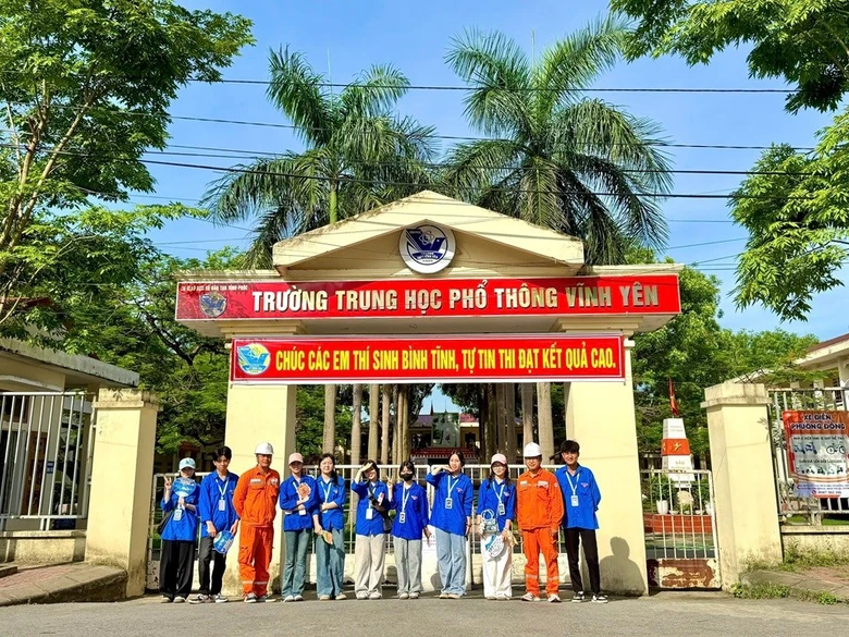 Vĩnh Phúc: Đảm bảo cấp điện liên tục, an toàn trong kỳ thi tuyển sinh vào lớp 10 THPT- Ảnh 1. Vĩnh Phúc: Đảm bảo cấp điện liên tục, an toàn trong kỳ thi tuyển sinh vào lớp 10 THPT- Ảnh 1.