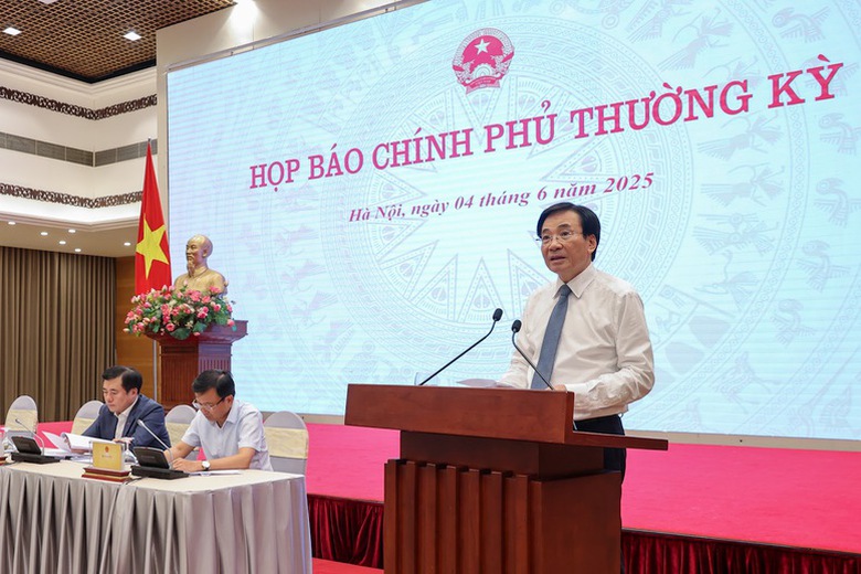 B&aacute;o ch&iacute; đưa hơi thở cuộc sống v&agrave;o ch&iacute;nh s&aacute;ch, đưa ch&iacute;nh s&aacute;ch đi v&agrave;o cuộc sống- Ảnh 1.