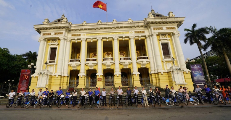 Khuyến kh&iacute;ch sử dụng xe đạp tạo v&ugrave;ng ph&aacute;t thải thấp, hướng tới "sống xanh"- Ảnh 9.