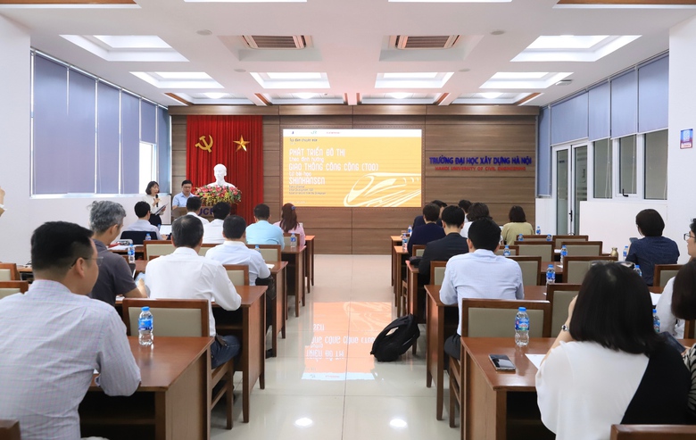 Gợi mở ph&aacute;t triển đ&ocirc; thị theo hướng giao th&ocirc;ng c&ocirc;ng cộng từ m&ocirc; h&igrave;nh của Nhật Bản- Ảnh 2.