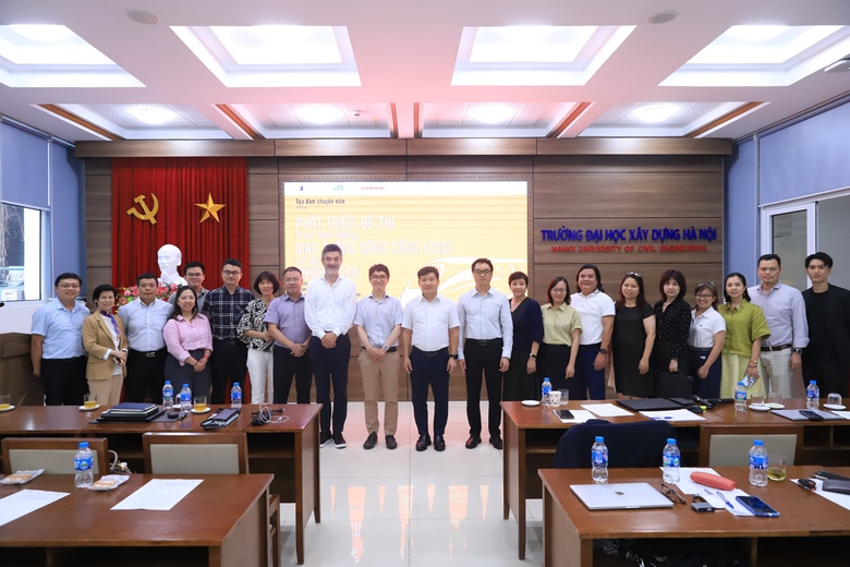 Gợi mở ph&aacute;t triển đ&ocirc; thị theo hướng giao th&ocirc;ng c&ocirc;ng cộng từ m&ocirc; h&igrave;nh của Nhật Bản- Ảnh 3.