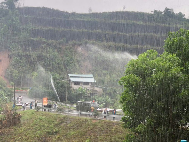 Kinh nghiệm trong ph&ograve;ng chống lũ qu&eacute;t v&agrave; sạt lở ở Y&ecirc;n B&aacute;i, L&agrave;o Cai- Ảnh 3.