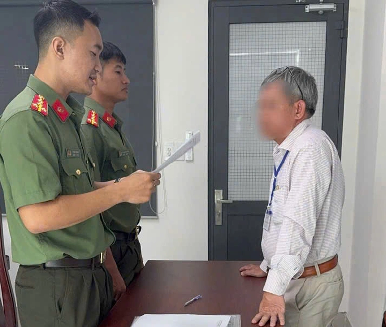 Xử phạt người đ&agrave;n &ocirc;ng đăng tải th&ocirc;ng tin sai sự thật- Ảnh 1.