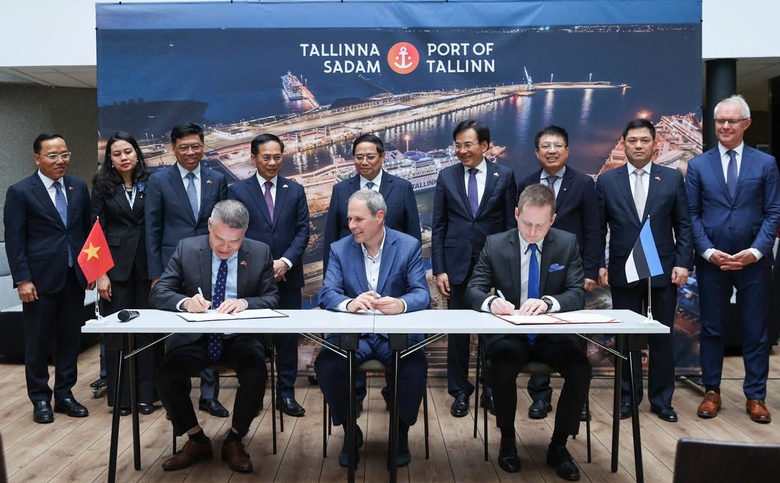 VIMC "bắt tay" cảng biển lớn nhất Estonia thúc đẩy phát triển cảng xanh- Ảnh 1. VIMC "bắt tay" cảng biển lớn nhất Estonia thúc đẩy phát triển cảng xanh- Ảnh 1.
