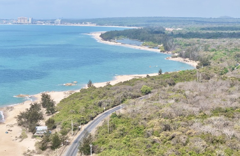 B&agrave; Rịa - Vũng T&agrave;u th&ocirc;ng qua nhiều nghị quyết quan trọng về nh&agrave; ở, giao th&ocirc;ng- Ảnh 4.